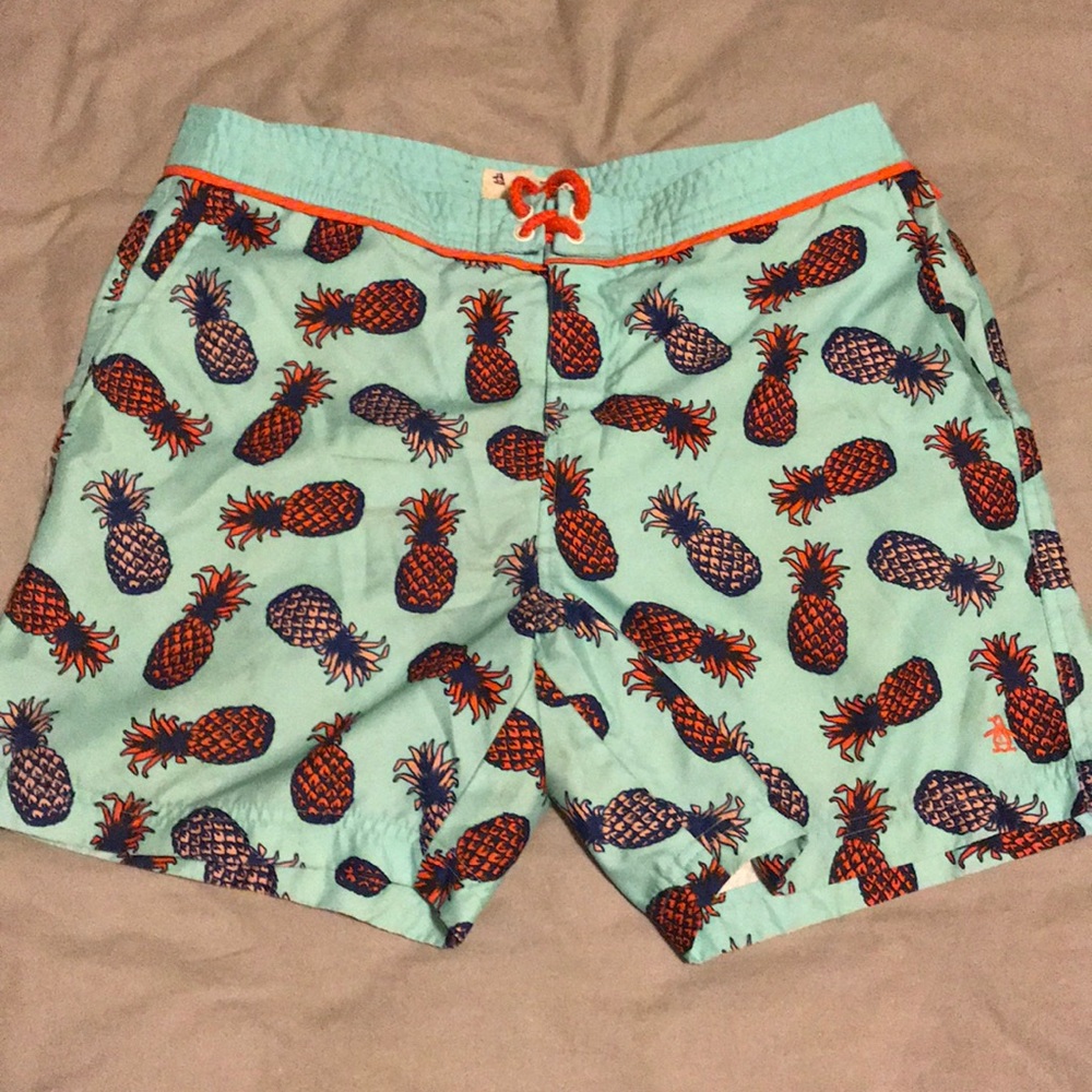 Penguin hybrid shorts size 32